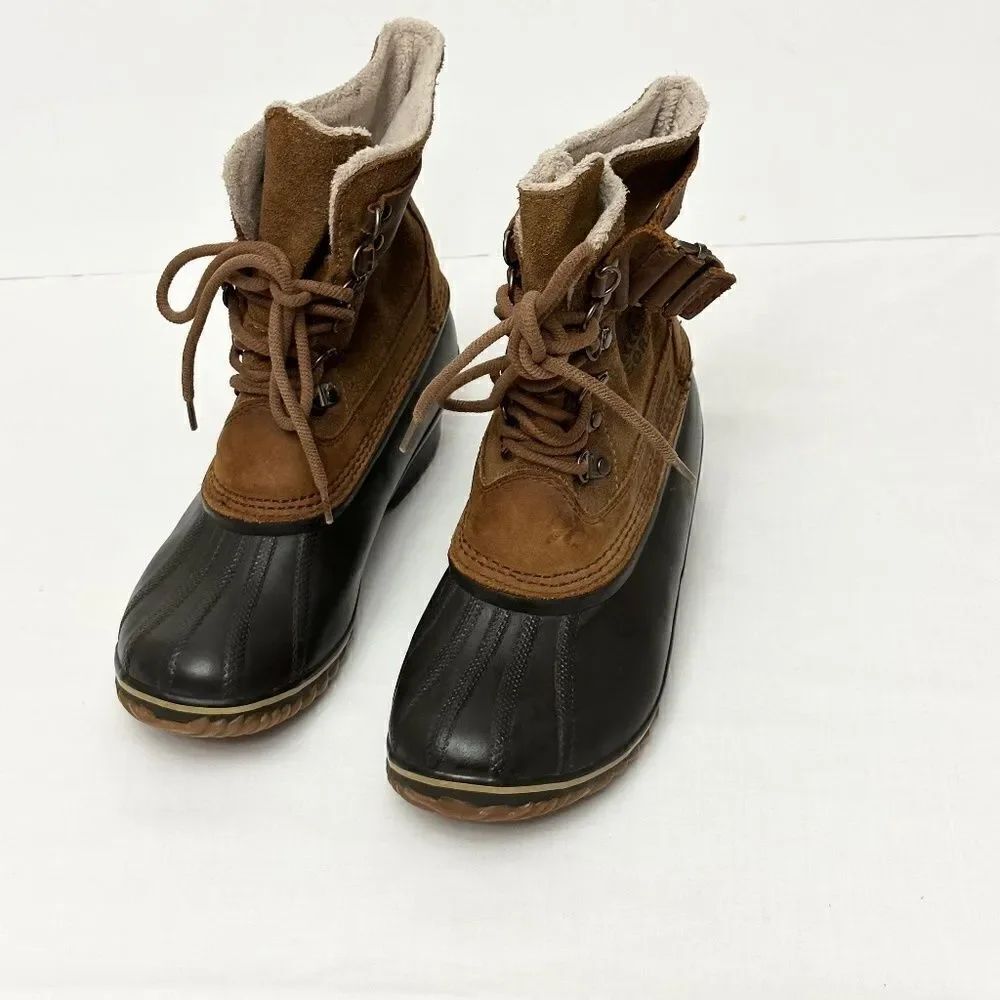 WOMEN'S SNOW & WINTER BOOTS
